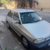 پراید نقره ای
