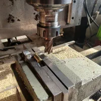 نیروی کار فنی آقا بدون محدودیت سنی