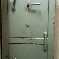 فروش فوری گاو صندوق 3طبقه