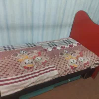 تخت بچگانه به همراه تشک کم کار|تشک تختخواب|قم, شهرک امام حسن|دیوار