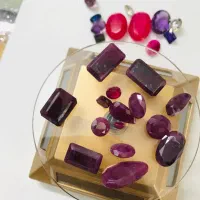 مجموعه بسیار زیبا گوهر سنگهای قیمتی ونیمه قیمتی|جواهرات|پرند, فاز ۱|دیوار