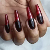 خدمات و آموزش کاشت ناخن و پدیکور ملک شهر