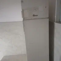 آبگرمکن ایستاده ایران شرق  رنگ سفید یخچالی