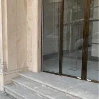 بلواراندرزگو مغازه۱۵۰متر فلت سقف۷ بر۱۰ اجاره