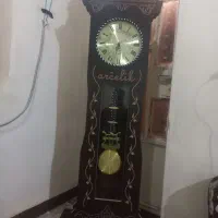 ساعت  ایستاده