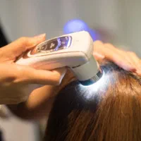 درمان ریزش مو،رویش مجددخدمات آموزش اسکراب اسکالپ