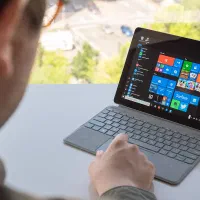 سرفیس گو 10 Microsoft USA Surface Goسبک ترینLaptop|رایانه همراه|تهران, شادمان|دیوار
