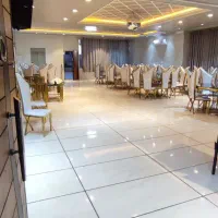 (باغ و تالار حمزه )