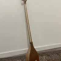 سه تار ارغوان