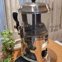 دستگاه شیرکاکائو ساز . شیر گرمکن . شیر داغ کن|کافیشاپ و رستوران|تهران, سلسبیل جنوبی|دیوار