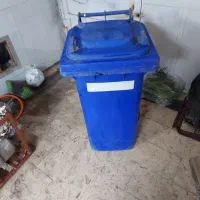 سطل زباله بزرگ