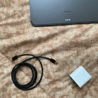 نو ۴ بار شارژ معاوضه   iPad Pro m4 13 inch  سلولار|تبلت|مشهد, کوه سنگی|دیوار