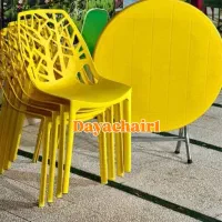 میز و صندلی پلاستیکی غذاخوری و باغی کد33(نسیم شهر)