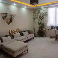 ۴۷ متری با پارکینگ رهن کامل - پیروزی