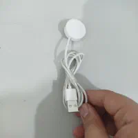 یک عدد کابل شارژر وایلس