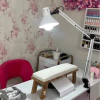 مرکز تخصصی کاشت و ترمیم ناخن در واوان