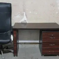 میز همراه با صندلی حرفه ای