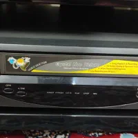 دستگاه ویدیو به همراه فیلم