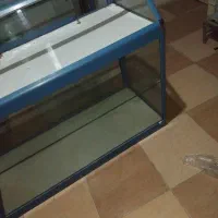 دو عدد ویترین شیشه ای با اسکلت آلومنیوم|بوفه، ویترین، کنسول|لاران, |دیوار