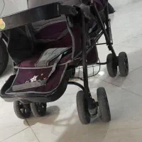 کالسکه دوقلو