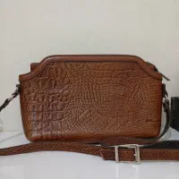 کیف چرم طبیعی دست دوز
