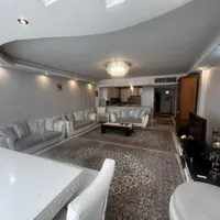 آپارتمان خوش نقشه سالن بزرگ