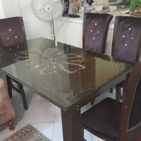 میز ناهارخوری خوری ۶ نفره ( فروش فوری)