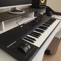 میدی کیبورد Native instruments Komplete S49 MK2