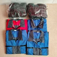 ۴ دست لباس کار و ۲ جفت کفش کار
