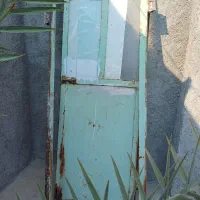 درب انباری همراه با چهارچوب