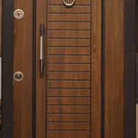 رنگ آمیزی لوازم چوبی