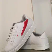 کفش کتونی|کیف، کفش، کمربند|قرچک, شهرک الحدید|دیوار