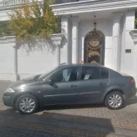 مگان 89 اتومات 2000