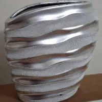 گلدان مدل فانتزی موجی مدرن مینیمال|صنایع دستی و سایر لوازم تزئینی|تهران, جوادیه تهرانپارس|دیوار