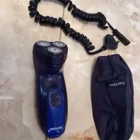 ماشین ریش تراش فیلیپس سالم و تمیز