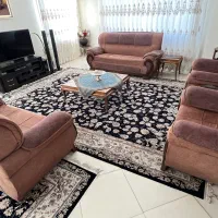 مبلمان ۷ نفره+ ناهارخوری ۶نفره + ۲اینه قدی+جاکفشی