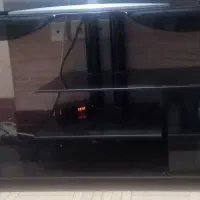 میز تلویزیون شیشه ای سالم