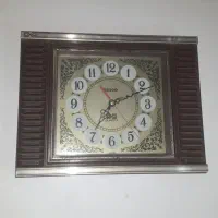 ساعت دیواری قدیمی