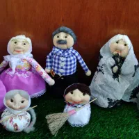 عروسک‌های دست‌ساز مناسب شب یلدا