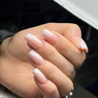 کاشت ناخن و آموزش ناخن با تخفیف ویژه و محدود|خدمات آرایشگری و زیبایی|ساوه, |دیوار