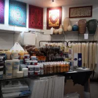 فروشنده لوازم هنری