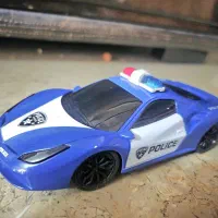 ماشین بازی و عروسک