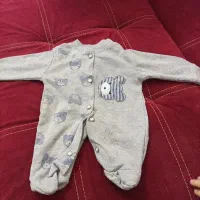 ۴۰ دست لباس نوزاد تمیز و قابل استفاده (رایگان)