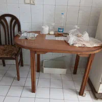 میز ناهار خوری چهار نفره با دو صندلی