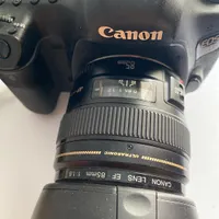 دوربین کنون 5d mark iii و لنز ۸۵ میلیمتر