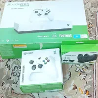 ایکس باکس وان اس با دوتا دسته سری اس