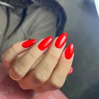 کاشت ناخن و اموزش همراه با تخفیف ویژه با پودر و ژل