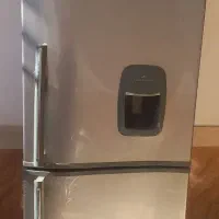 یخچال نیمه فریزر