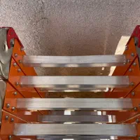 نرده بان تاشو|ابزارآلات|ایوان, |دیوار