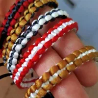 دستبند در رنگ های مختلف